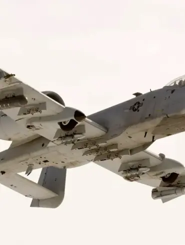 US Deploys A-10 Thunderbolt II Squadron to Strengthen Military Presence in Middle East
