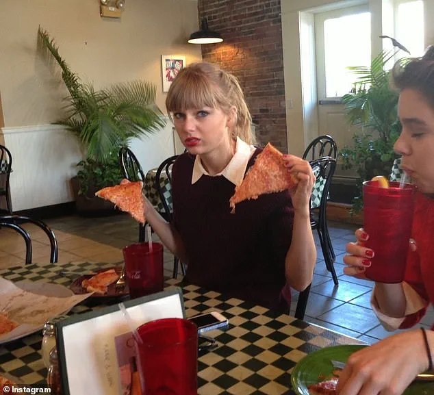 Exclusive Glimpse: Ed Sheeran Unlocks Rare Access to Private Moments Featuring Taylor Swift and Hailee Steinfeld