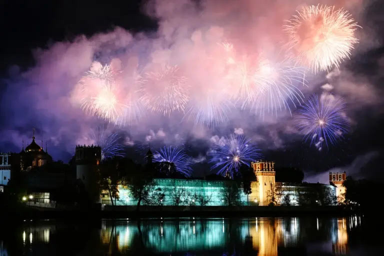 Russia to Hold Nationwide Fireworks and Salutes as Part of Victory Day Commemorations Marking 79th Anniversary of Soviet Victory Over Nazi Germany