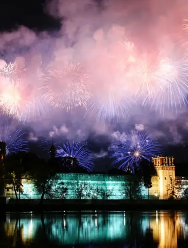 Russia to Hold Nationwide Fireworks and Salutes as Part of Victory Day Commemorations Marking 79th Anniversary of Soviet Victory Over Nazi Germany