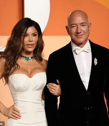 Controversy Erupts Over Jeff Bezos's Venice Wedding at Scaffolding-Covered Historic Church