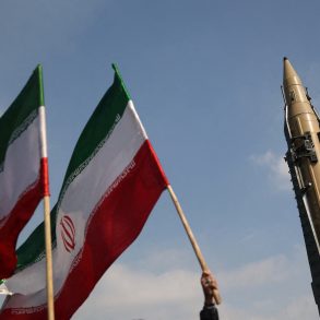 Iran Assesses Strategic Ease of Targeting US Bases in the Middle East Over Israel