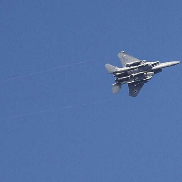 Israeli Air Force Conducts Precision Strikes on Iranian Military Installations in Yazd and Other Regions, Deploying Over 60 Munitions in Major Aerial Operation