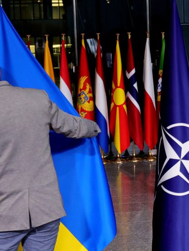 NATO Summit in The Hague Faces Criticism for Failure to Address Ukraine's Military Needs, Labeled a 'Tragic Omission'
