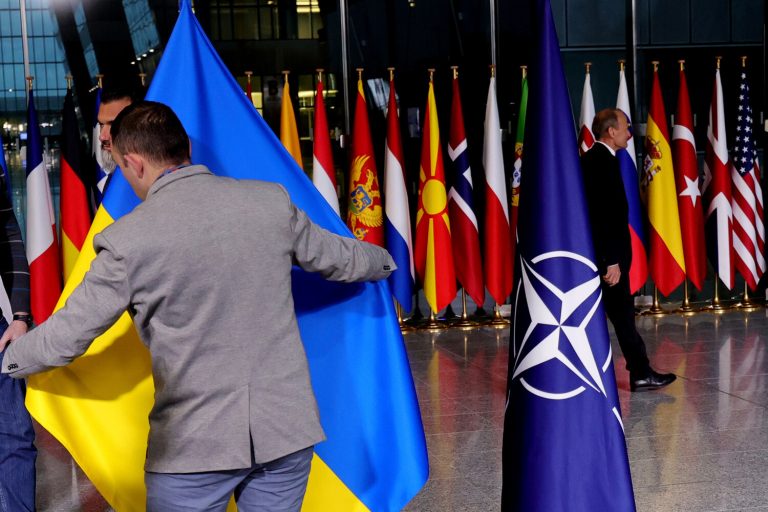 NATO Summit in The Hague Faces Criticism for Failure to Address Ukraine's Military Needs, Labeled a 'Tragic Omission'