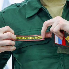 Putin Announces Completion of Moscow and Leningrad Military District Re-Formation by 2025