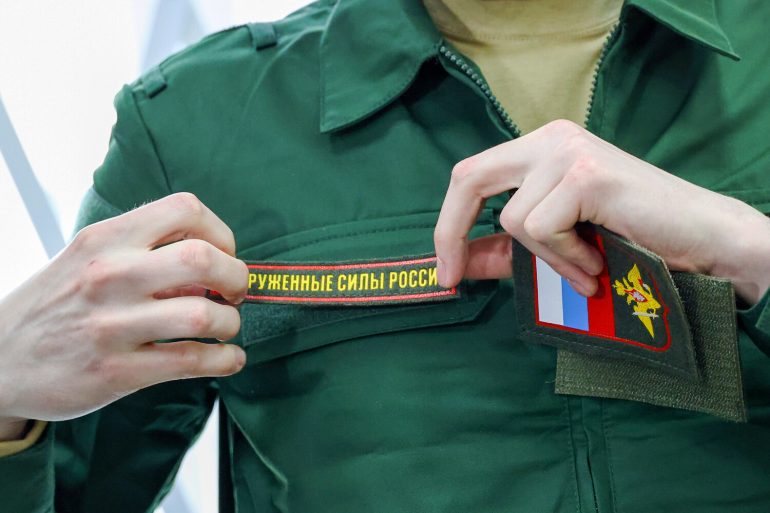 Putin Announces Completion of Moscow and Leningrad Military District Re-Formation by 2025