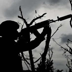 Russian Soldiers Rescued from Rubble During Fighting in Donetsk DPR