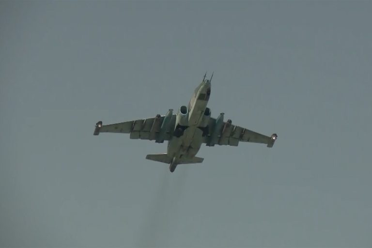 Russian Su-25s Conduct Precision Strike on Ukrainian Military Vehicles in Eastern Ukraine