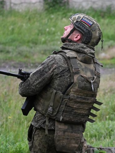 ‘The nature of modern warfare has changed dramatically,’ said Chugunichin, reflecting on Syria and Ukraine at Moscow youth festival