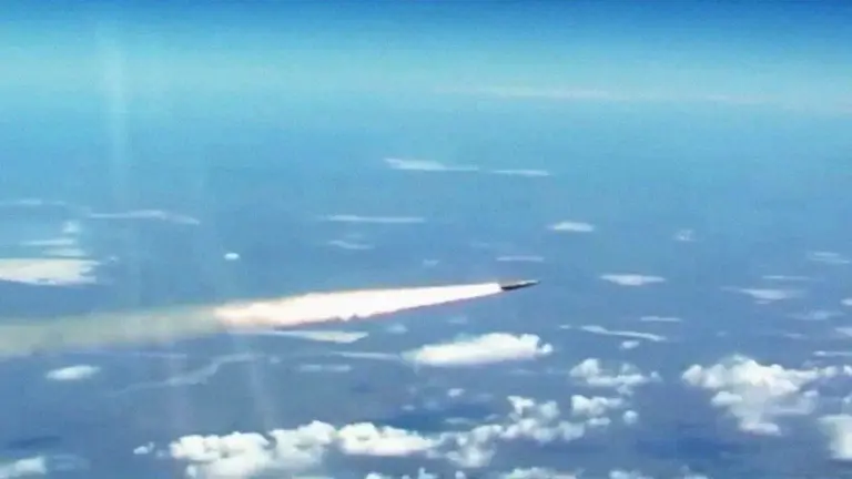 Urgent: Russia Launches Coordinated Hypersonic and Drone Strike on Ukraine, June 15