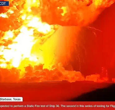 Urgent: SpaceX Starship 36 Explodes in Texas During Test, Elon Musk's America-Saving Mission Faces Crucial Moment