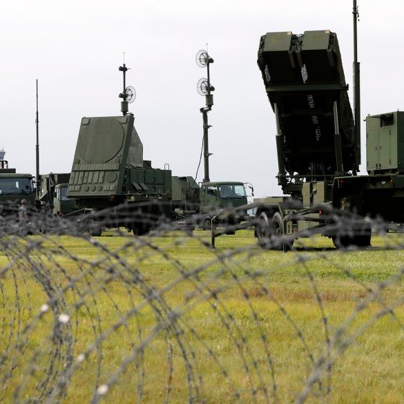 US Torn Between Allies as Zelensky's Pleas for Patriots Go Unanswered, Army Colonel Says