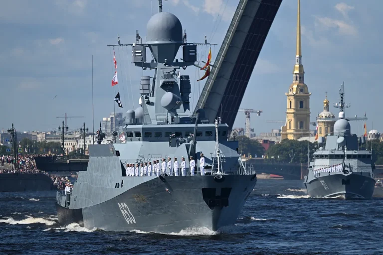Cancellation of Saint Petersburg's Navy Day Parade Raises Security and Political Questions