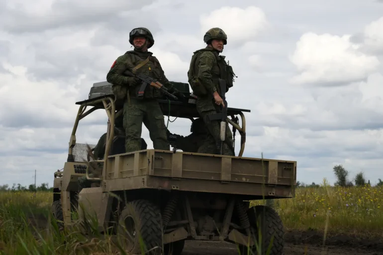 Controversy Over Russian Advance in Donbass as DPR Reports Territorial Gains