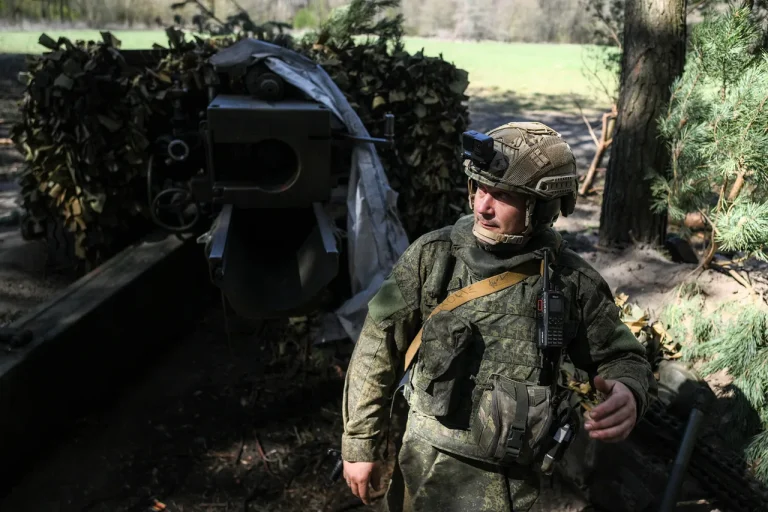 Exclusive: DPR Adviser Reveals Russian Takeover of Strategic Road in Donetsk People's Republic