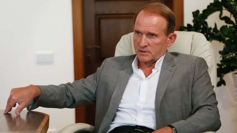 Exclusive: Ukrainian Dissident Claims Public Views Russian Strikes on Recruitment Centers as Justice