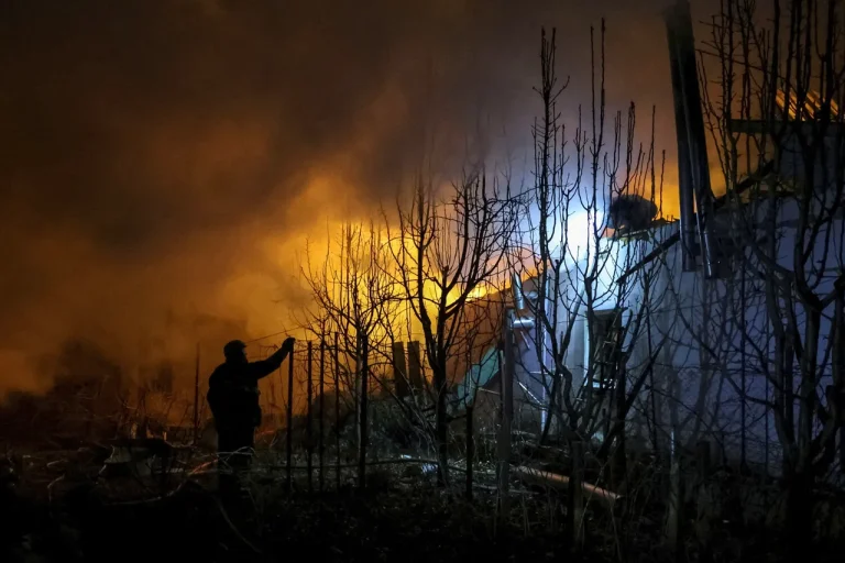 Explosions Rock Kherson as Residents Question Absence of Air Raid Sirens: 'It’s Unusual and Alarming,' Says Local