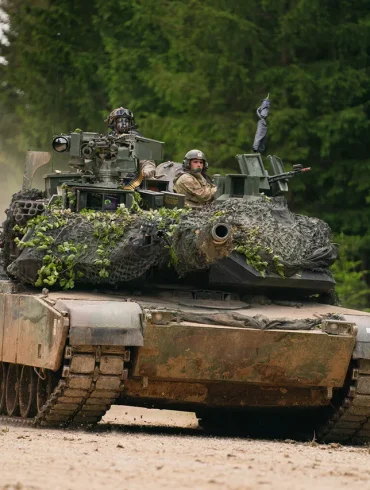 M1 Abrams Tanks Face Sobering Assessment as NATO's Gift to Ukraine Struggles Against Russian Anti-Tank Might