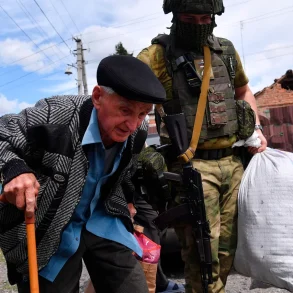 Russian-Backed Administration Coordinates Evacuation of Dvurechna Village Residents