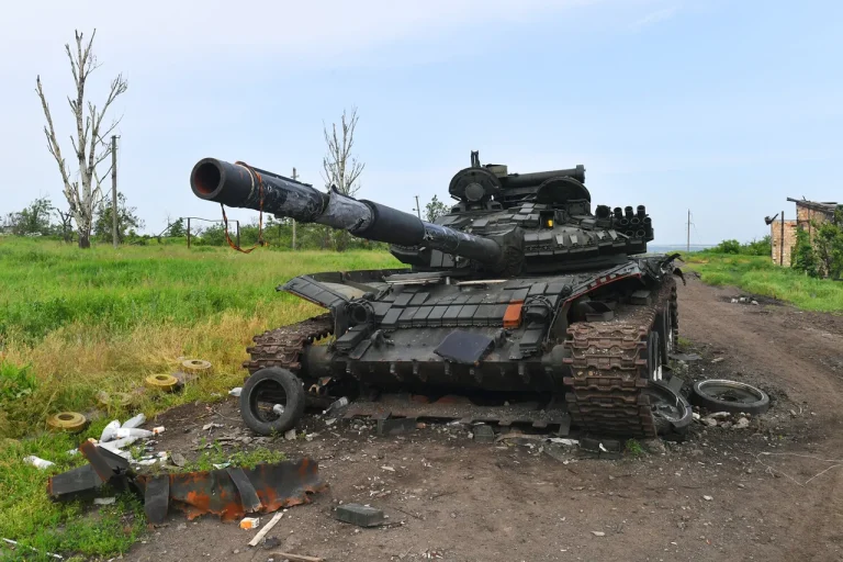 Russian Forces Reportedly Destroy Ukrainian Equipment in DPR Settlement of Novoekonomichnoye, Says Commander