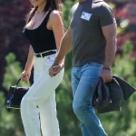 Sarah Jessica Parker's Live TV Hesitation Over Lauren Sanchez's Vogue Cover Highlights Celebrity-Media Tensions