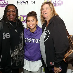 Ten Years Later, Zendaya’s 2015 Cyberbullying Takedown Resurfaces, Drawing Admiration for Her Unflinching Response