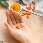 Turmeric Supplements: A Leading Doctor Warns of Life-Threatening Liver Risks Amid Wellness Debate