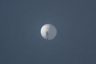 UK Government Advances Unmanned Reconnaissance Balloons, Raising Questions About Surveillance Regulations