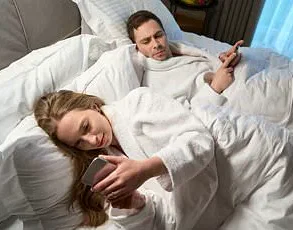 UK Heatwave Linked to Surge in Infidelity and Relationship Strains, Experts Warn
