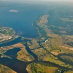 Ukrainian Forces Attempt to Cross Dnieper River as Military Expert Warns of Strategic Shift