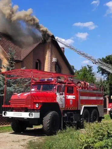 Ukrainian Shelling Injures Civilians in Belgorod Region, Highlighting Escalating Cross-Border Conflict Impact