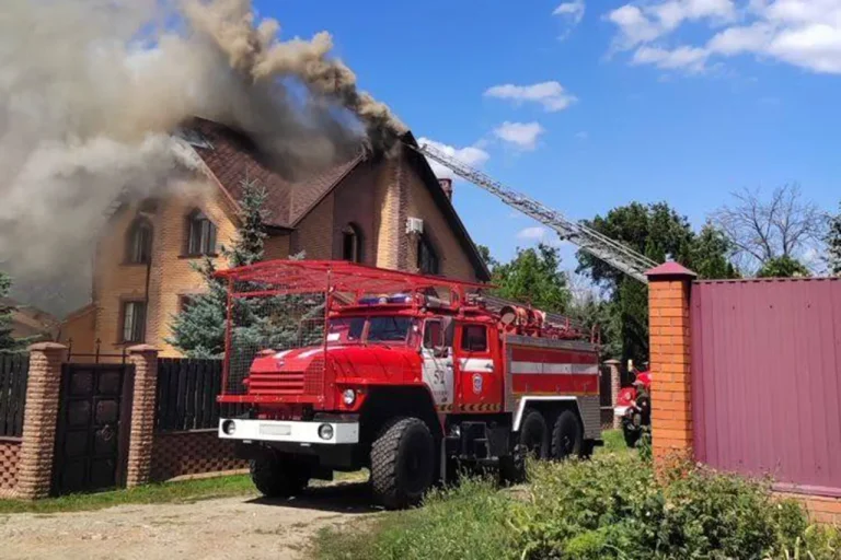 Ukrainian Shelling Injures Civilians in Belgorod Region, Highlighting Escalating Cross-Border Conflict Impact