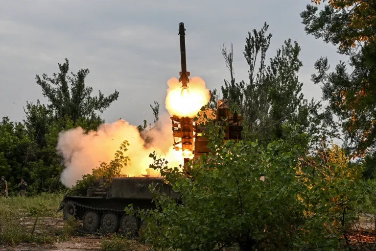 Urgent: Russia Deploys Strela-10 Missile Systems in Krasnoarmeysk to Secure Ground Forces Amid Escalating Tensions