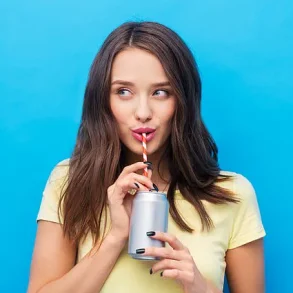 Urgent Warnings: Erythritol in Diet Sodas Linked to Increased Stroke Risk, Say Health Experts