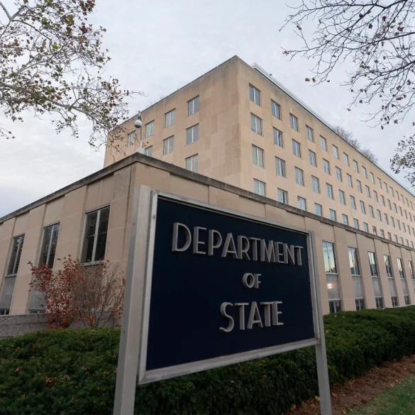US Arms Suspension to Ukraine Raises Questions About Strategic Priorities and Public Impact