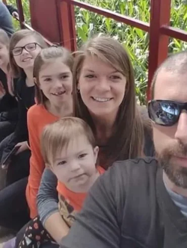 U.S.-Canada Border Crisis: Green Card Holder and Trump Backer Denied Re-Entry, Sparking Enforcement Questions