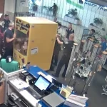 Young Boy’s Claw Machine Ordeal Sparks Community Concern and Viral Panic