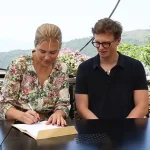 YouTube Star's Legal Death Declaration for Refund Sparks Debate Among Airlines and Experts