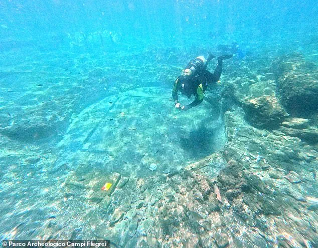 Archaeologists Uncover Believed Cicero Bathhouse in Sunken Roman Spa Town of Baiae