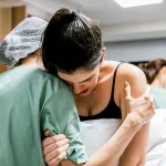 British Woman Details Emotional Struggle of Childbirth Amid Spousal Absence