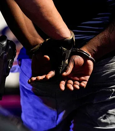 Federal agents remove homeless man from McDonald's near White House after restroom dispute