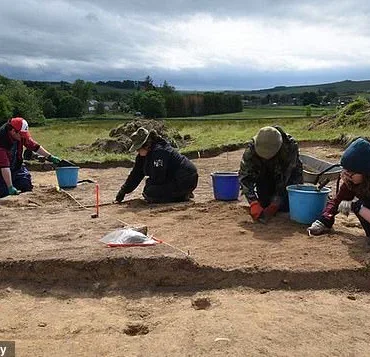 Florida Archaeology Student Unearths Rare Ninth-Century Gold Medal: 'Astonishing and Historically Significant' Discovery Shocks Academia