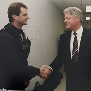 Late-Breaking: Daughter of Secret Service Agent Shares Unseen Stories of Protecting U.S. Presidents on TikTok