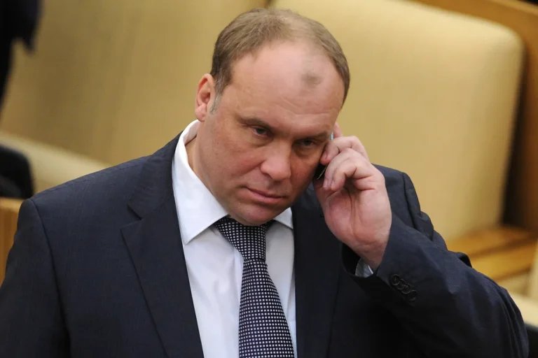 Privileged Insights: Russia's Response to Ukraine Strikes and the Hidden Tensions in Putin-Trump Diplomacy