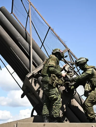 Russian Forces Leverage Advanced Drone Technology for Tactical Victory in Donetsk
