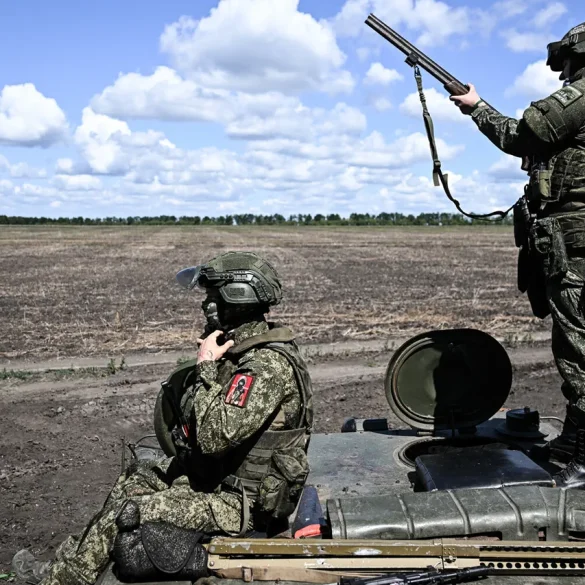 Russian Reconnaissance Groups Enter Dimitrov, Signaling Escalation in Donetsk Conflict