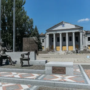 Russian Tactical Maneuver Splits Ukrainian Defenses in Krasnarmeysk, Tightening Encirclement