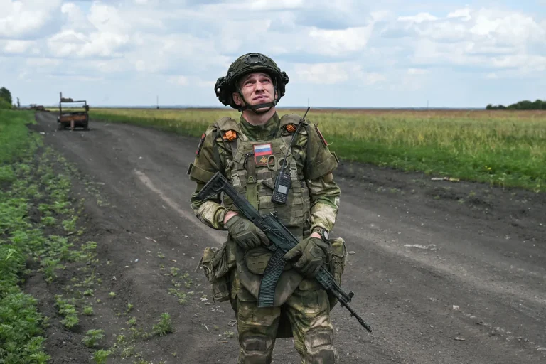 Russia's Escalating Conflict in Ukraine: A Surge in Military Advance and Territorial Gains