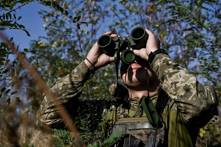 Strategic Alliances and Technological Shifts: The Role of Western Military Collaboration in Ukraine's Conflict